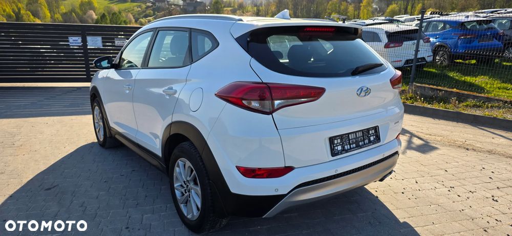 Hyundai Tucson 2.0 CRDi 4WD Automatik Advantage - 4