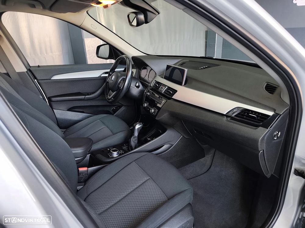 BMW X1 25 e xDrive Corporate Edition - 7