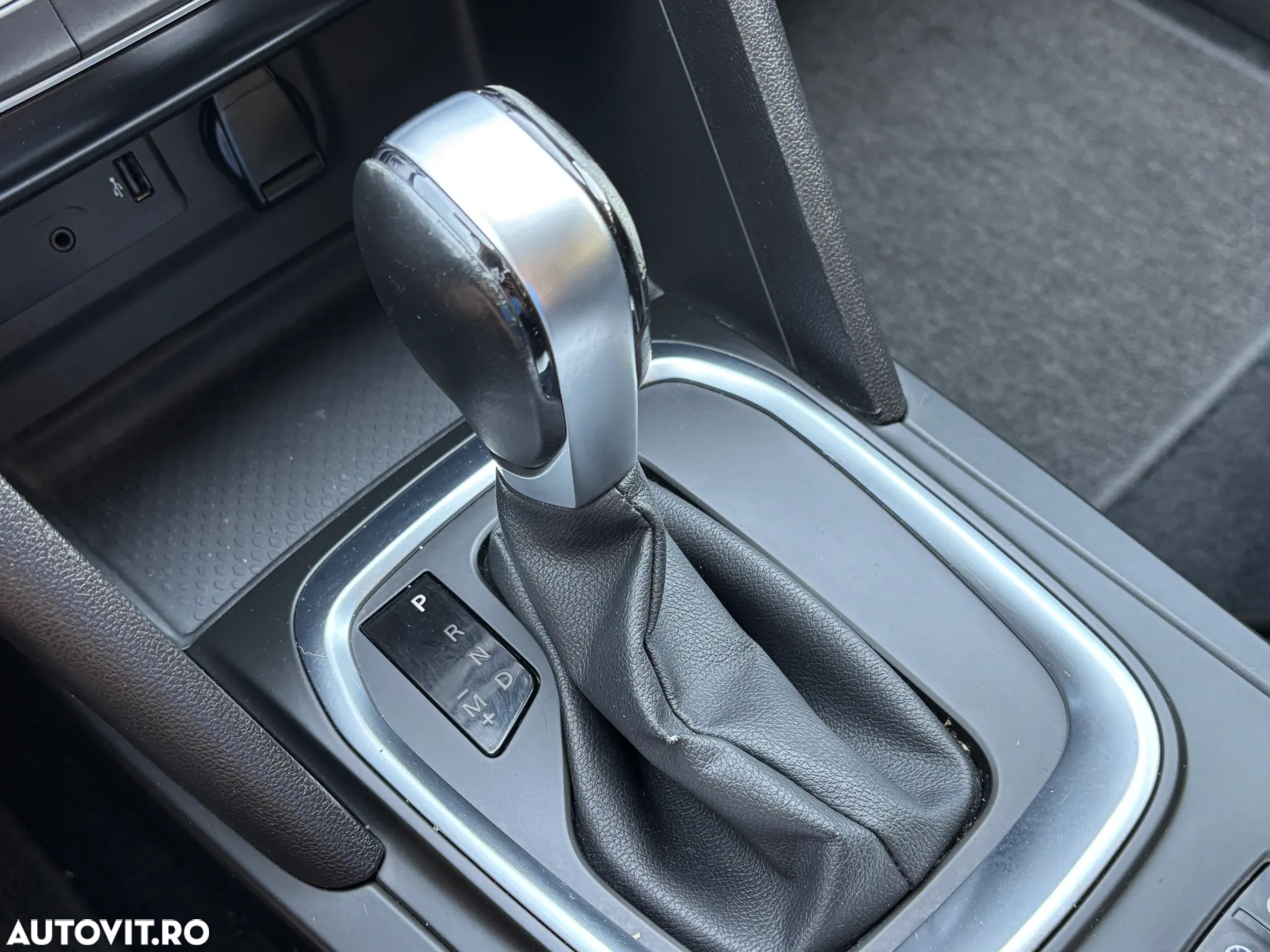 Renault Megane BLUE dCi 115 EDC BUSINESS EDITION - 26