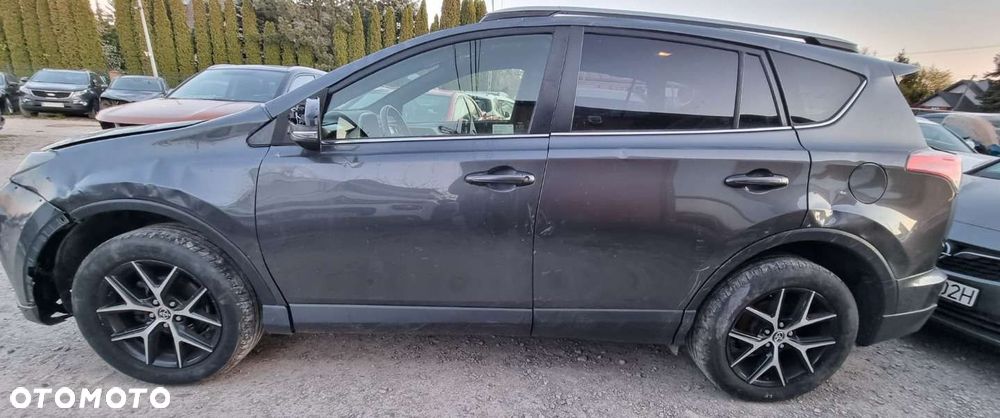 Toyota RAV4 - 19