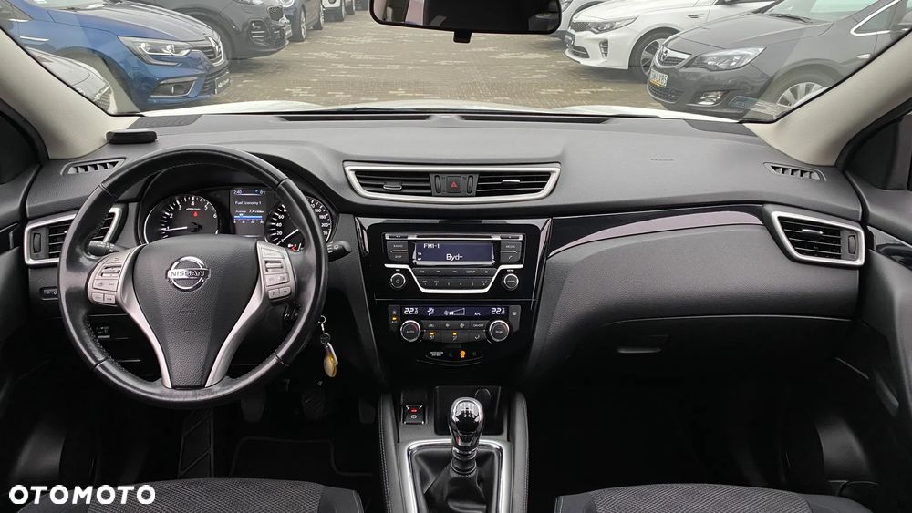 Nissan Qashqai 1.2 DIG-T Acenta - 19