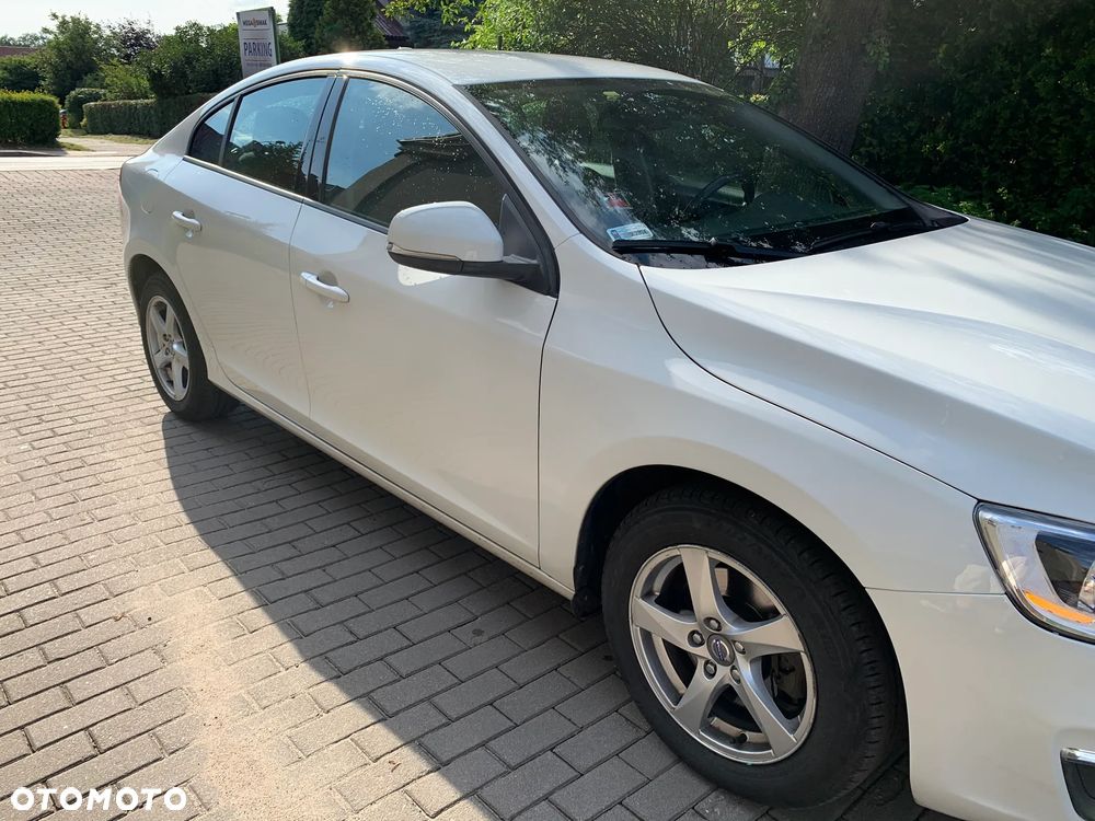 Volvo S60 T3 Kinetic - 16