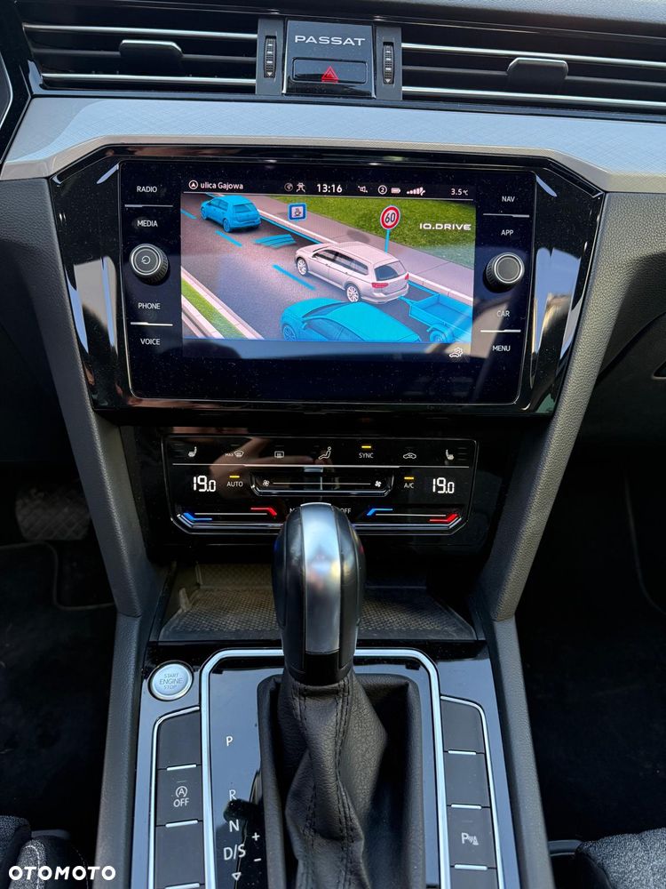 Volkswagen Passat Variant ver-2-0-tdi-bluemotion-technology-dsg-comfortline - 19