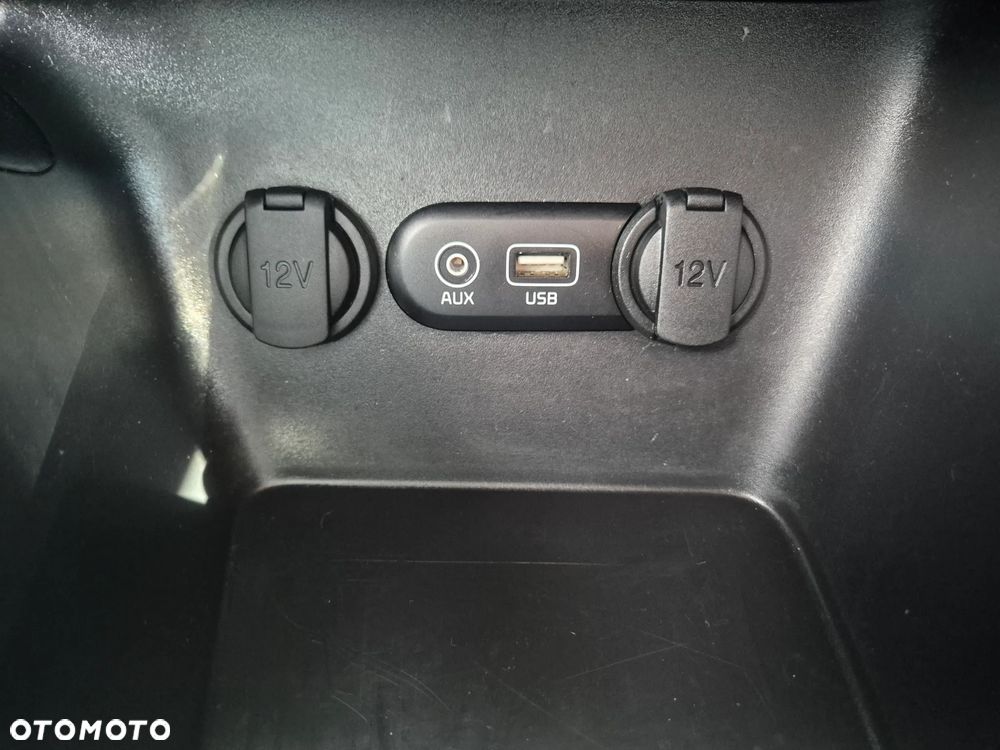 Kia Ceed 1.6 CRDi L Business Line - 24