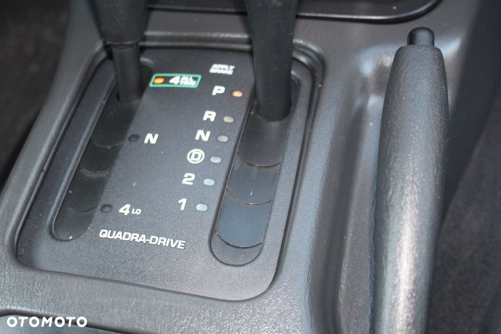Jeep Grand Cherokee 4.7 Limited - 21