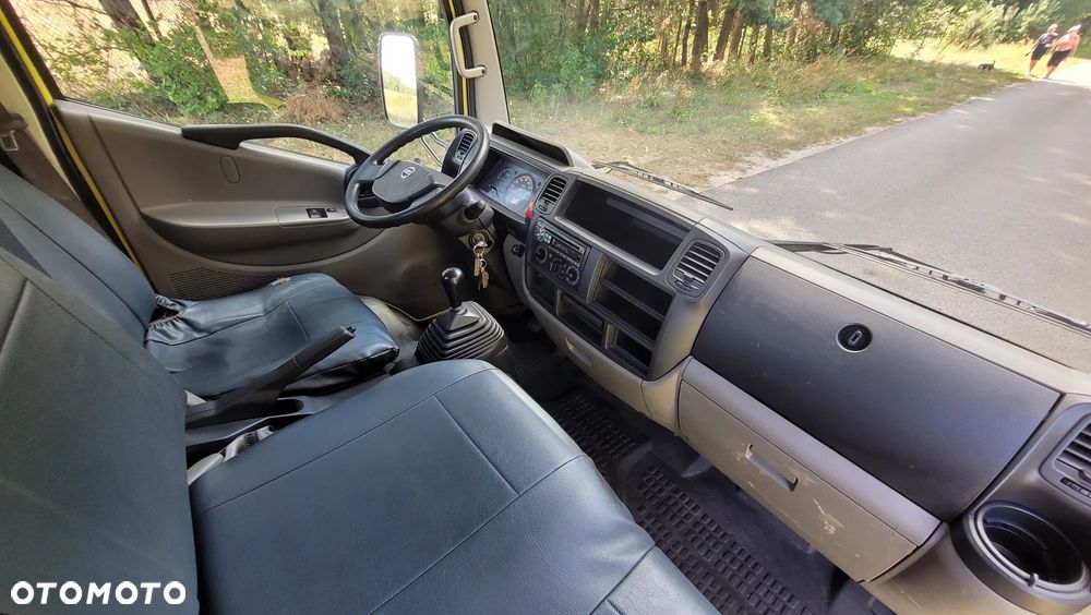 Nissan CABSTAR - 13