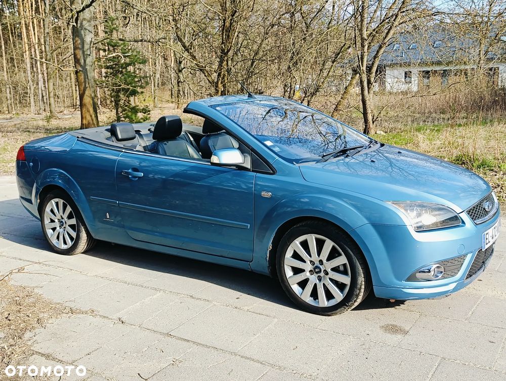 Ford Focus Coupe-Cabriolet 2.0 TDCi DPF Titanium - 23