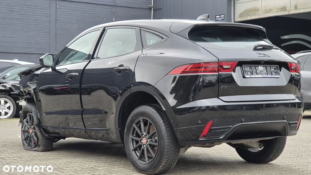 Jaguar E-Pace - 6
