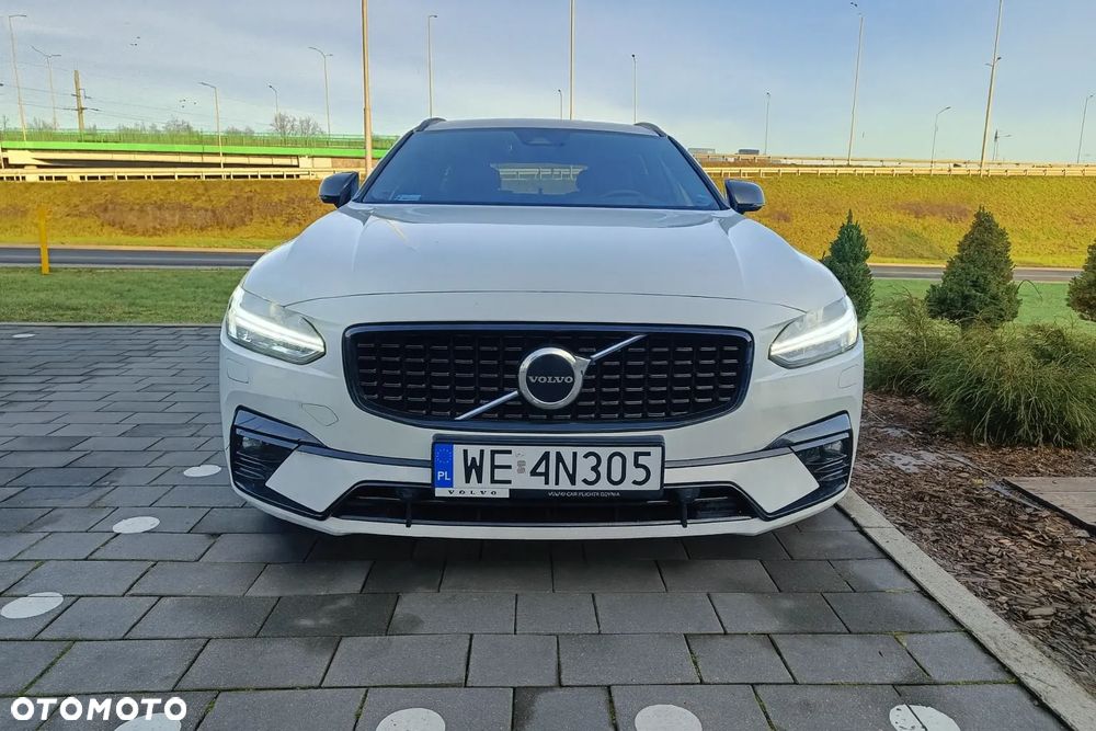 Volvo V90 D4 SCR R-Design - 2