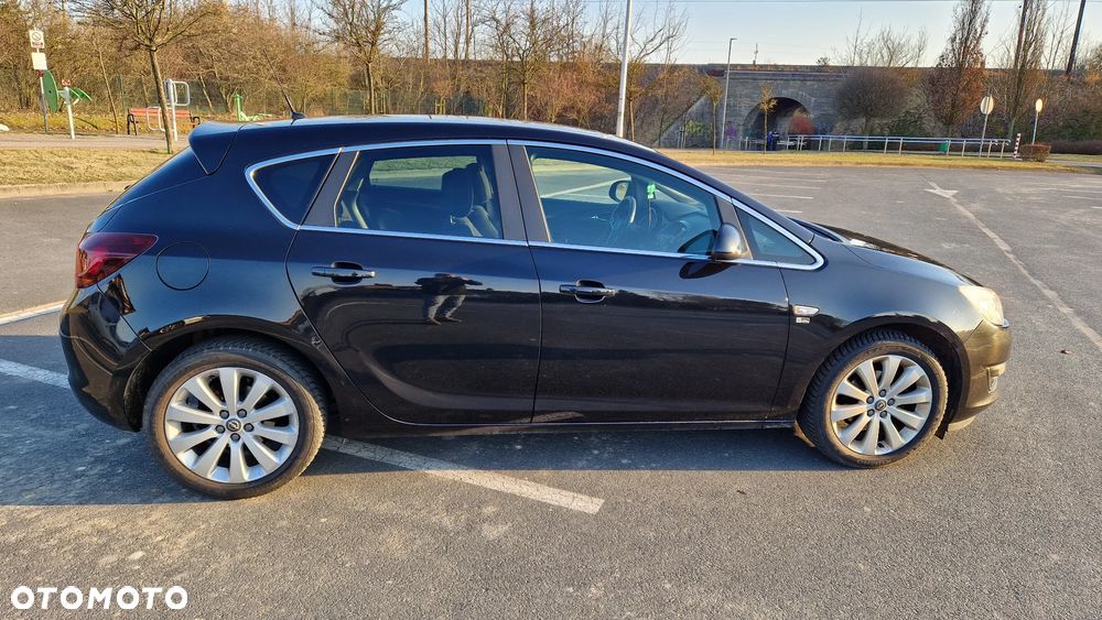 Opel Astra 1.4 T Edition 150 - 13