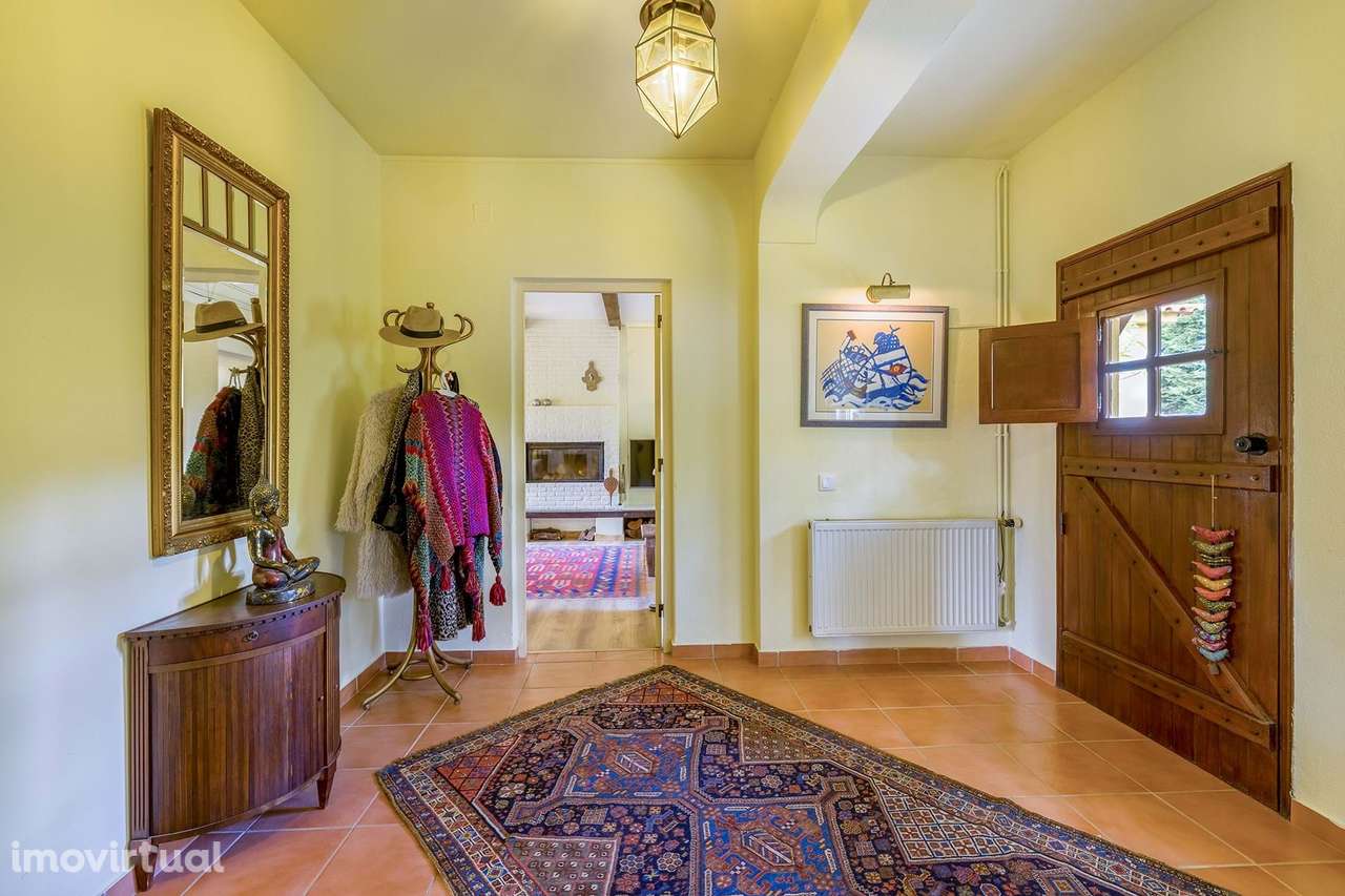 MAGNIFICA MORADIA T4 COM PISCINA  PARA VENDA NAS COLINAS VERDES - Grande imagem: 3/55