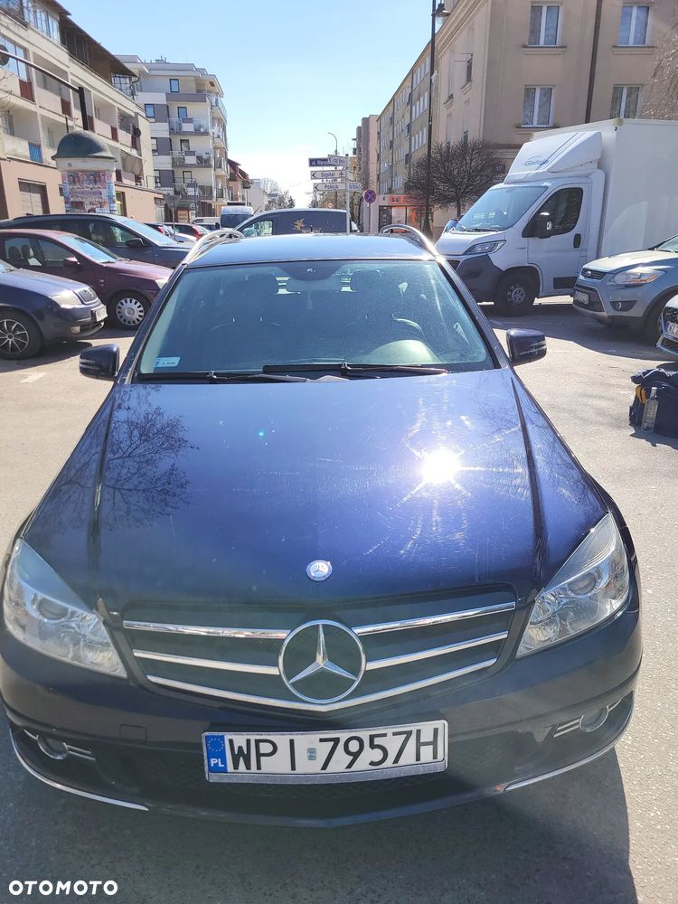 Mercedes-Benz Klasa C 220 CDI BlueEff 4-Matic Classic - 1