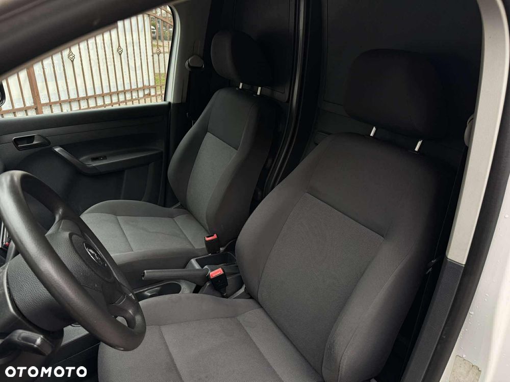 Volkswagen Caddy - 10