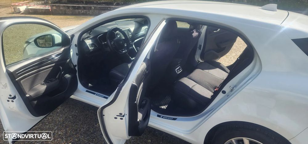 Renault Mégane 1.5 dCi Confort - 8