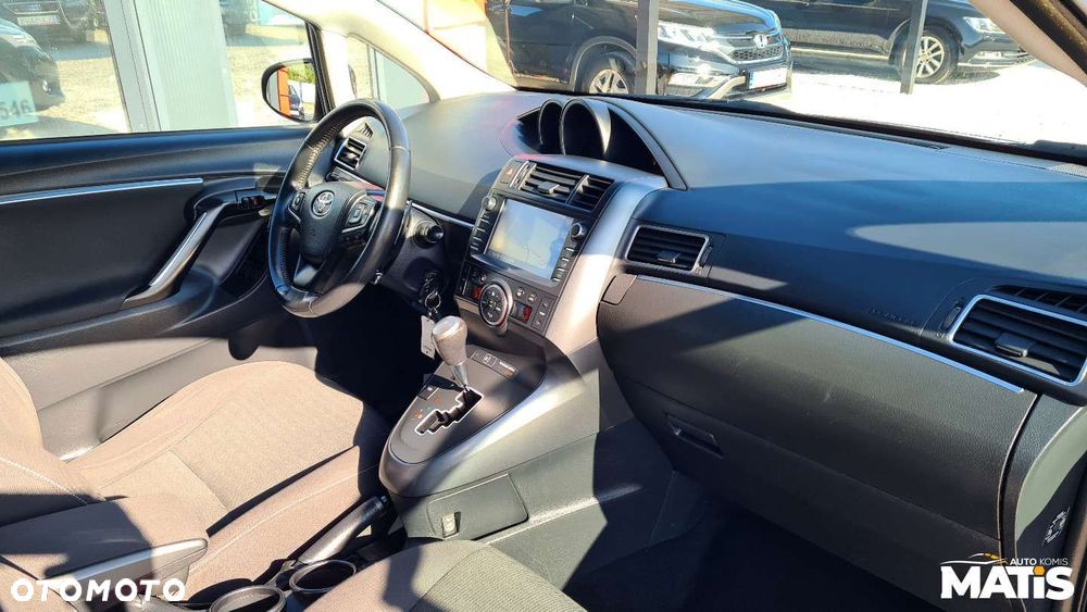 Toyota Verso - 8