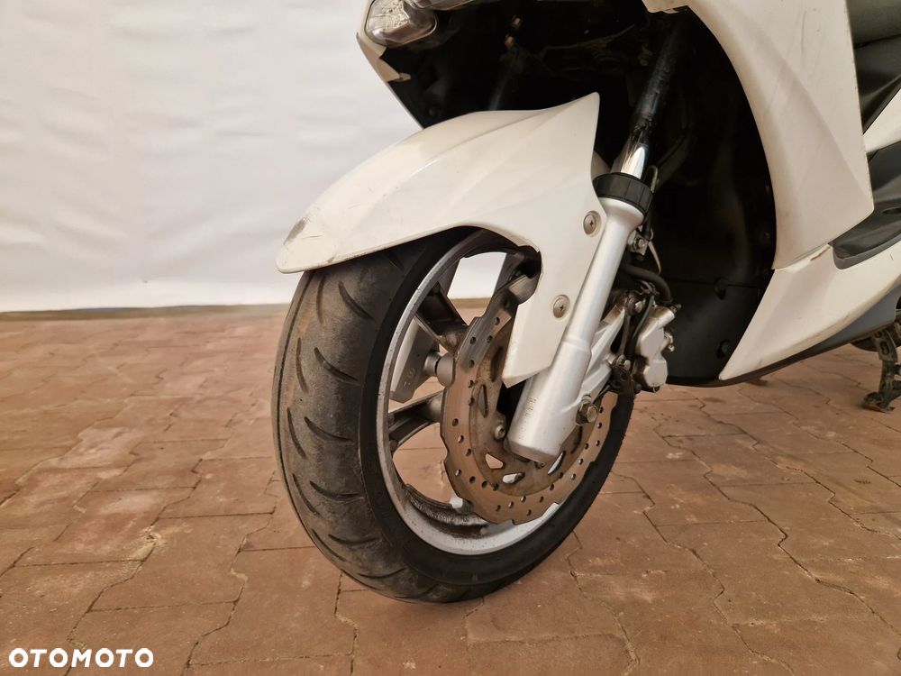 Yamaha Majesty - 28