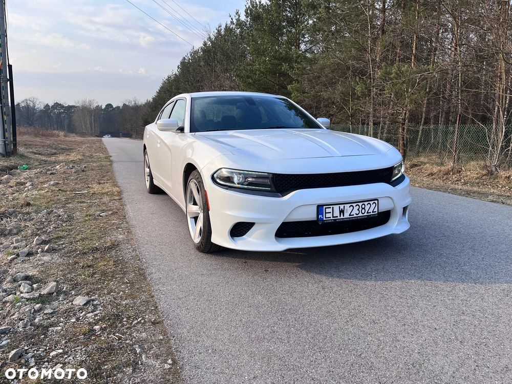 Dodge Charger - 4