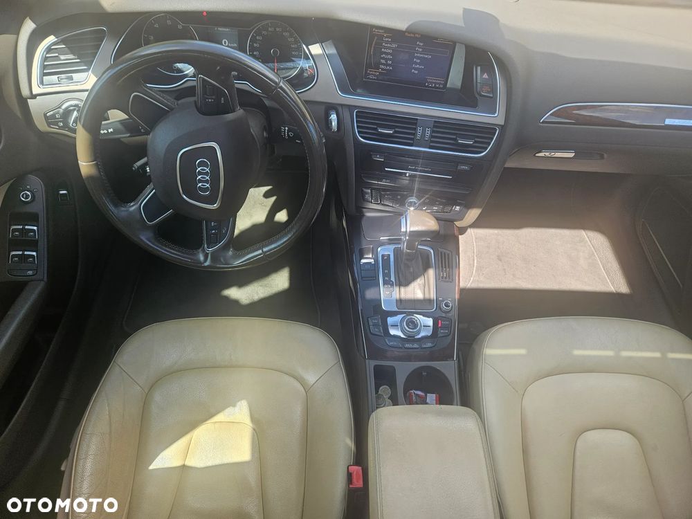 Audi A4 Limousine - 3