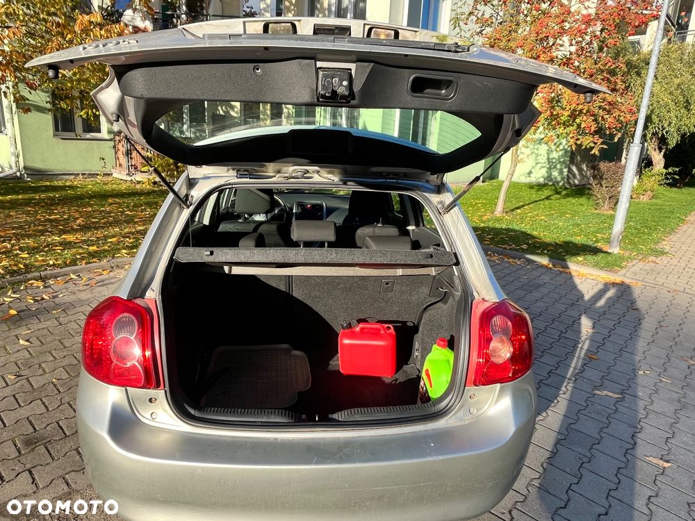 Toyota Auris - 13