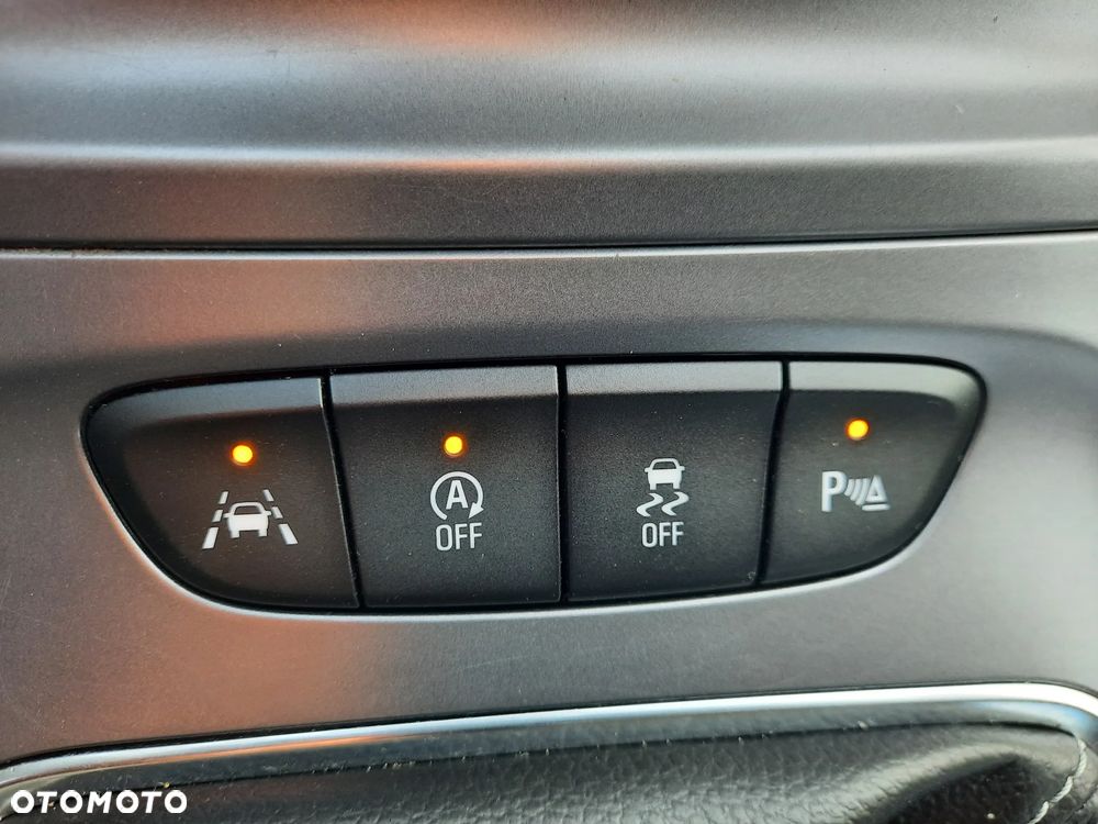 Opel Astra 1.6 CDTI Enjoy S&S - 24