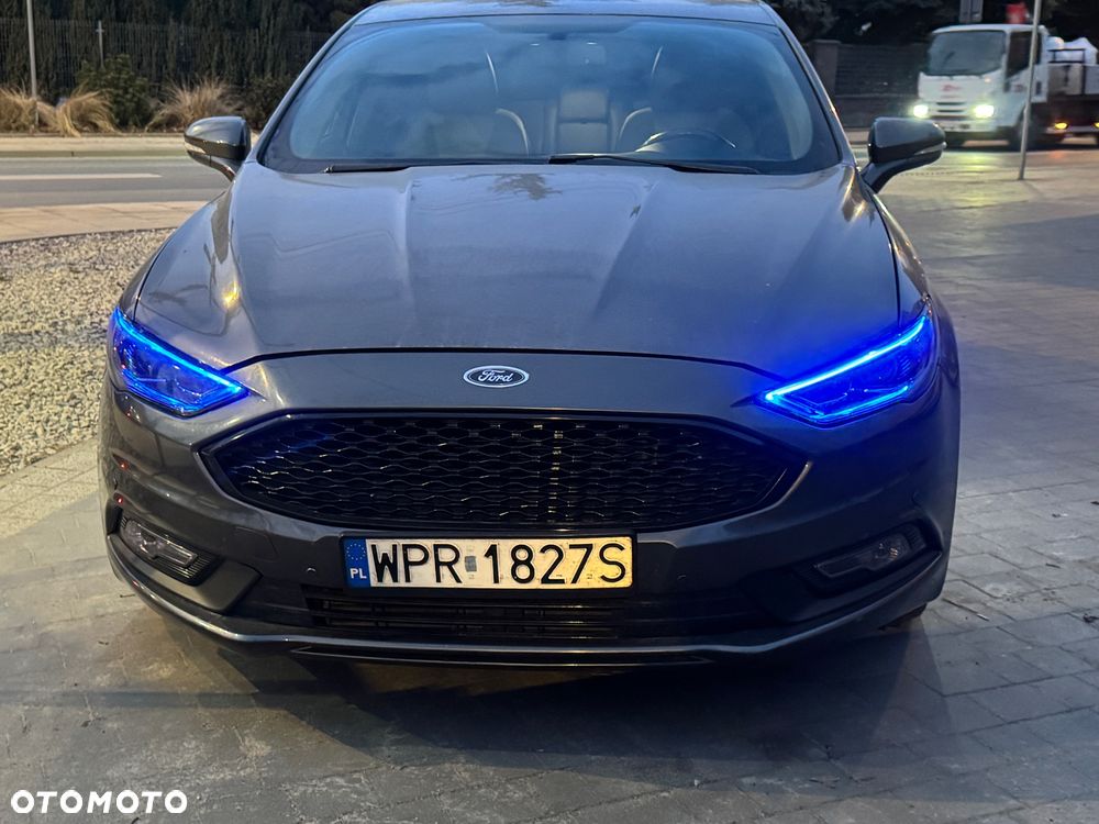 Ford Fusion - 14