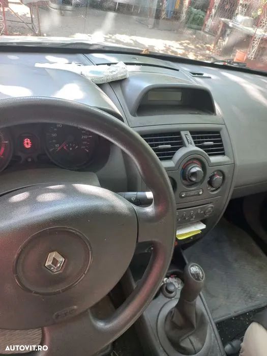 Renault Megane - 1