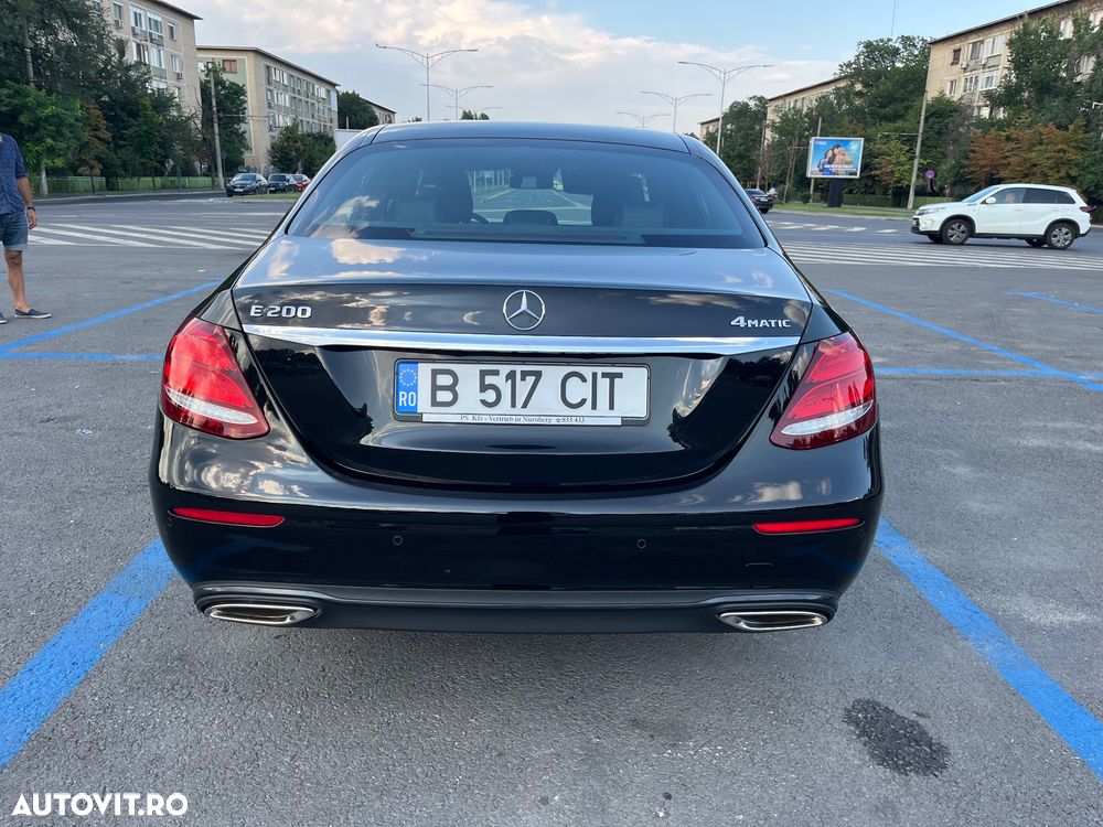 Mercedes-Benz E - 3