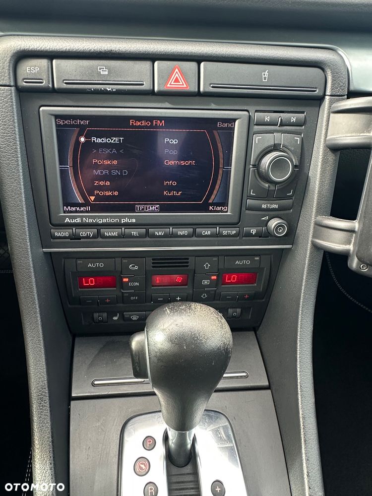 Audi A4 Limousine - 32