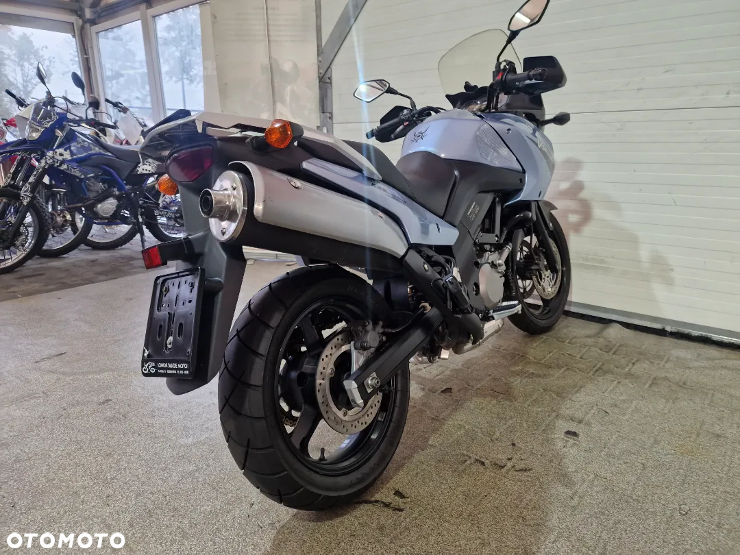 Suzuki DL - 19