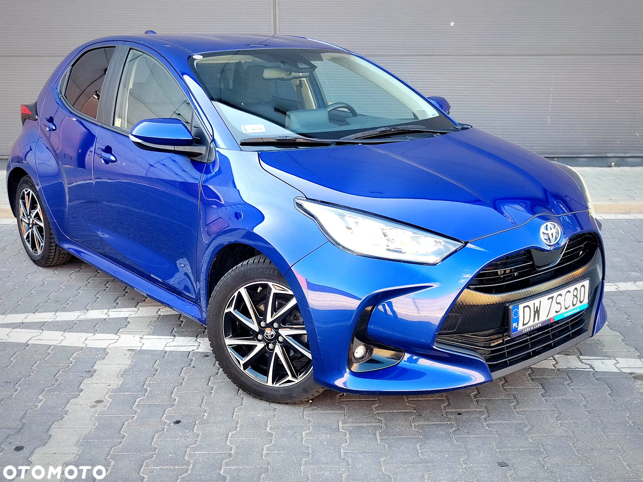 Toyota Yaris 1.5 Comfort CVT - 2