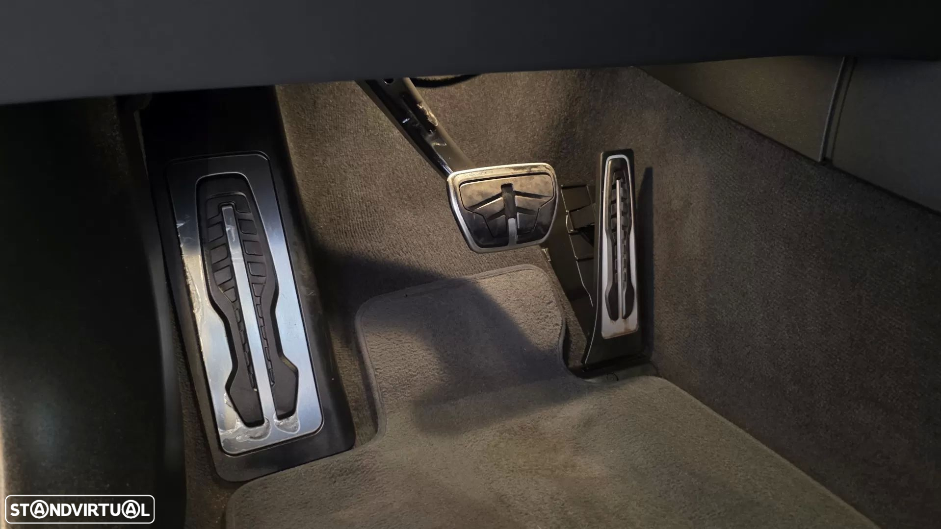 BMW 530 e Pack Desportivo M Pro - 39