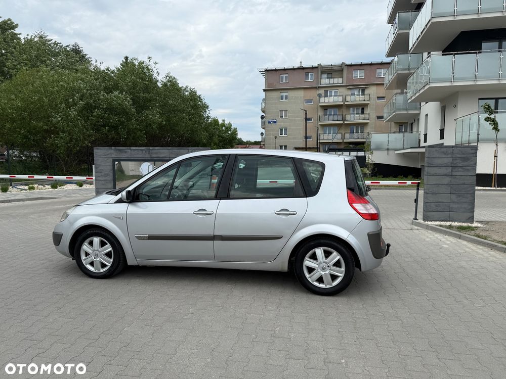 Renault Scenic 1.6 16V Confort Dynamique - 7