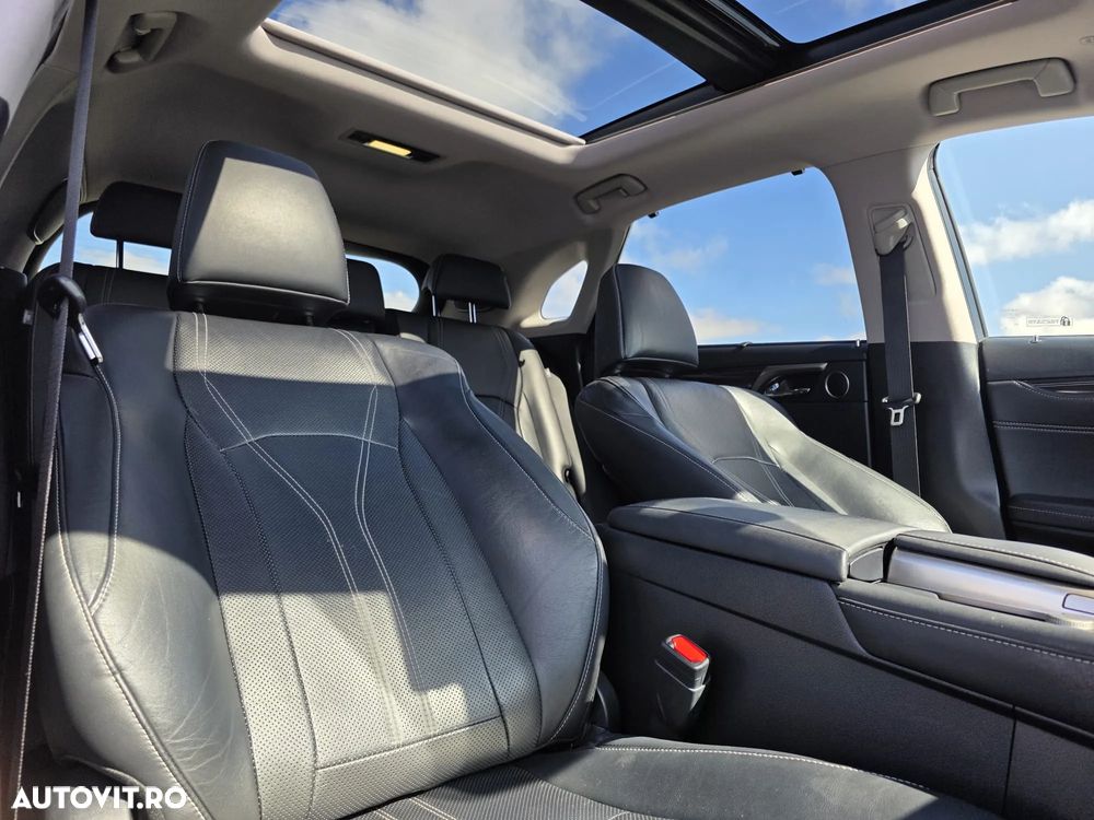 Lexus Seria RX - 9