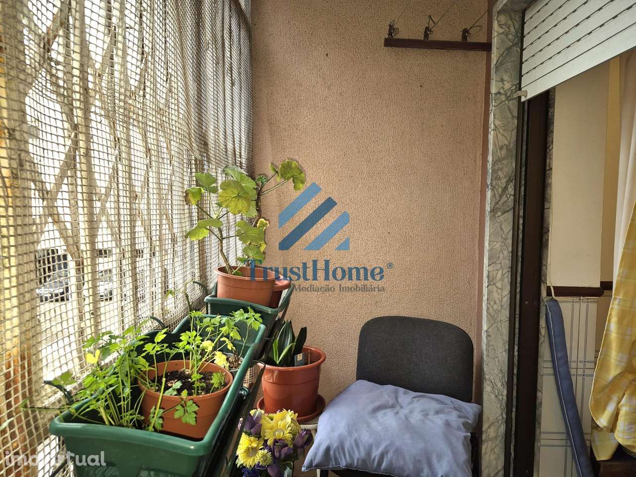 Apartamento T1+1 Mobilado com Varanda e Arrecadação em Queluz - Grande imagem: 4/35