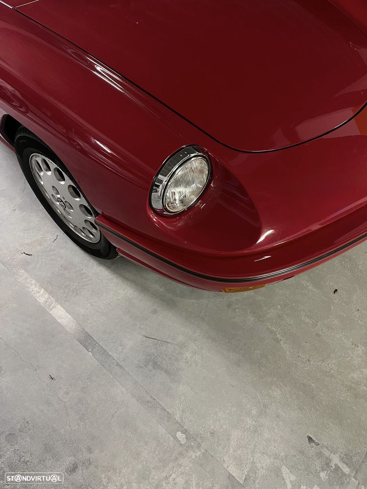 Alfa Romeo Spider 2.0 - 12