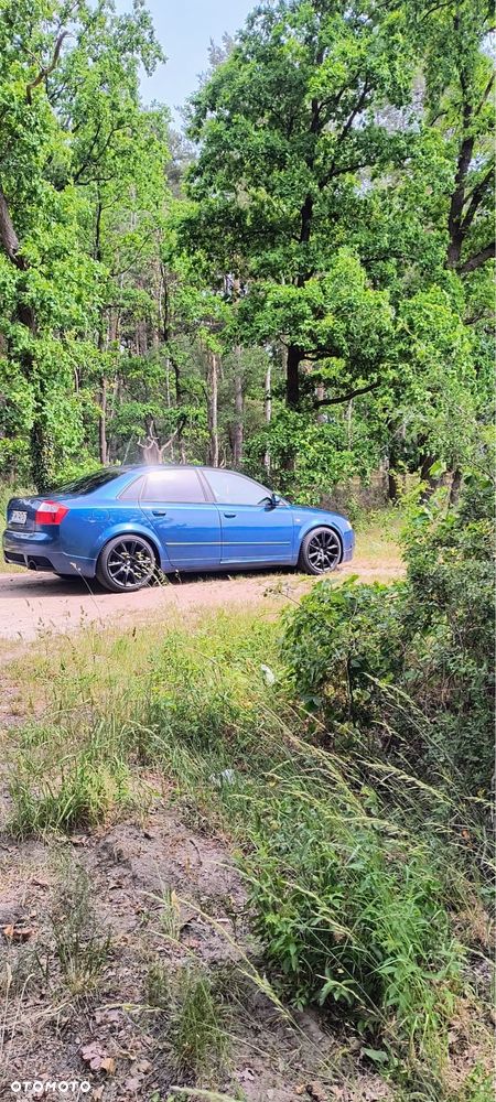 Audi A4 Limousine - 2