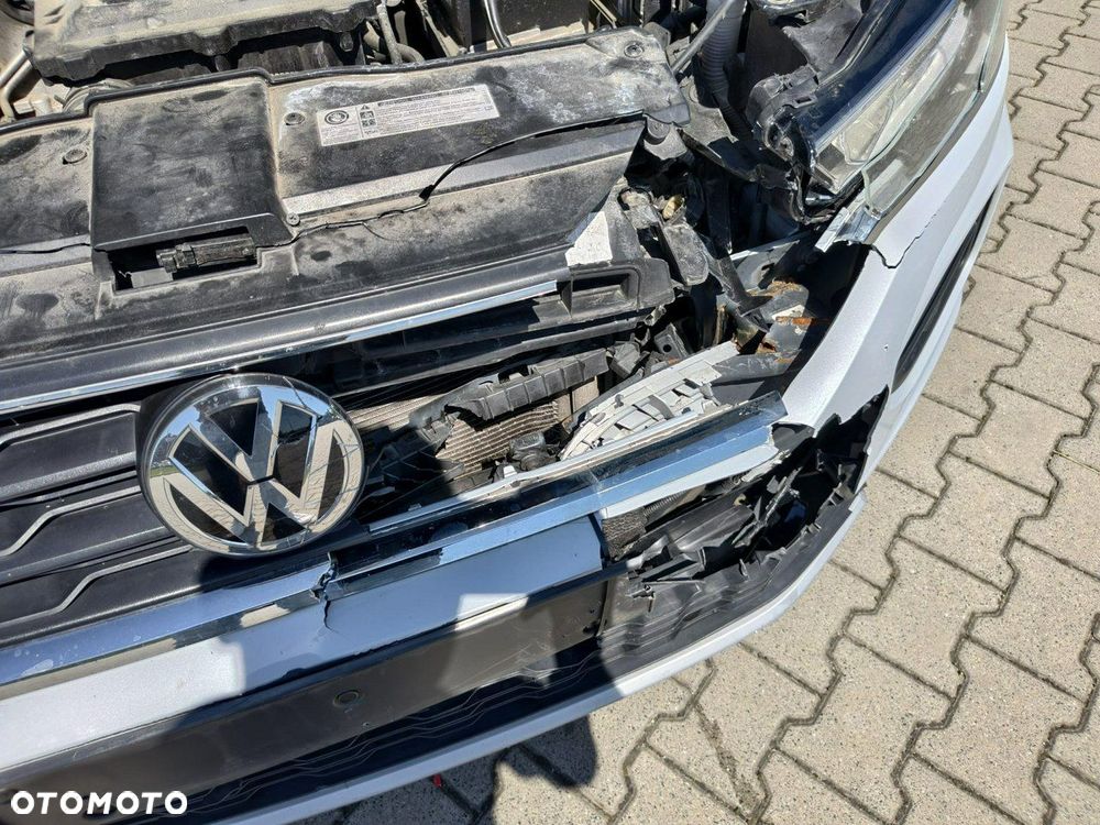 Volkswagen T-Roc - 23