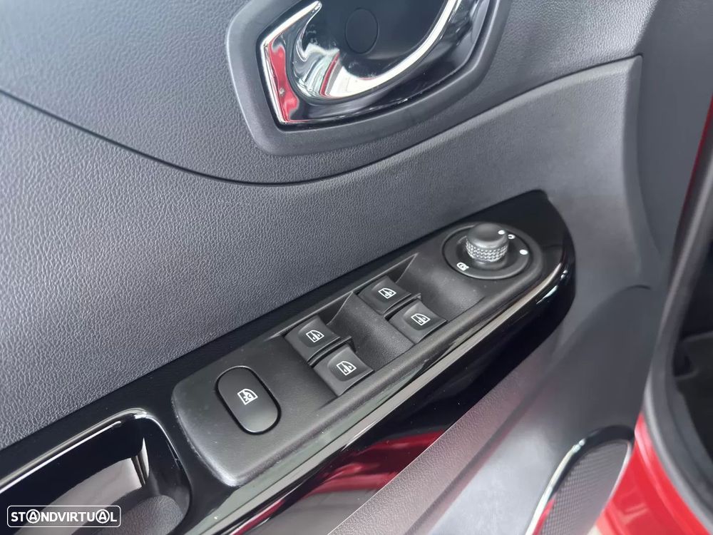 Renault Captur 1.5 dCi Exclusive C/Pneu - 10