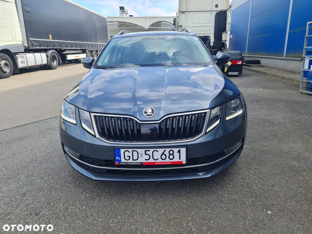 Skoda Octavia 2.0 TDI 4x4 Edition DSG - 3