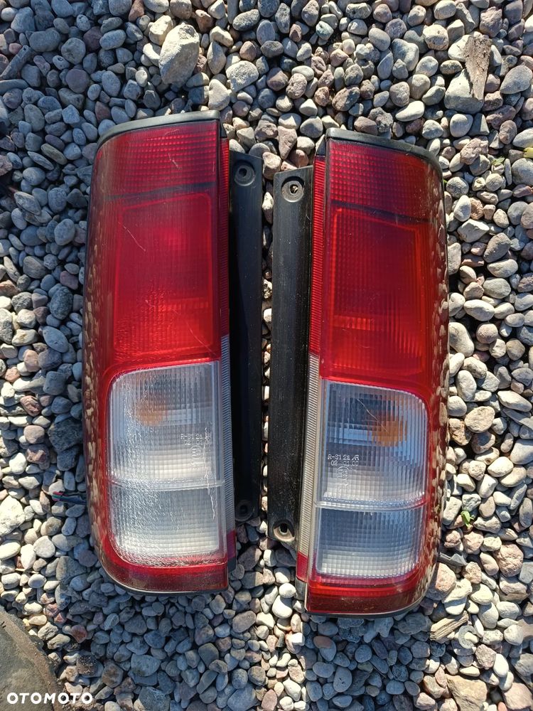 suzuki ignis I LAMPA LEWY TYŁ TYLNA PRAWA KOMPLET - 1