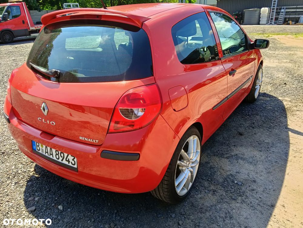 Renault Clio 1.2 16V Rip Curl - 4