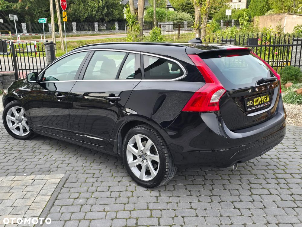 Volvo V60 D4 Summum - 15
