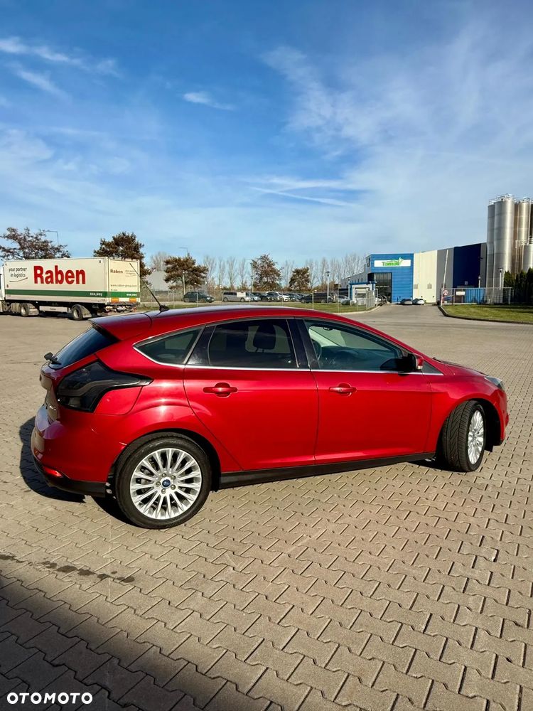 Ford Focus 1.6 EcoBoost Titanium - 37