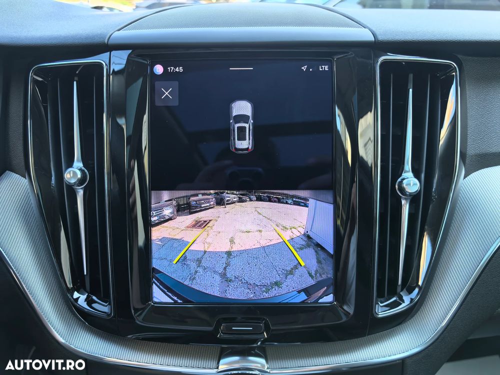 Volvo XC 60 T6 AWD Recharge Plus Dark - 9