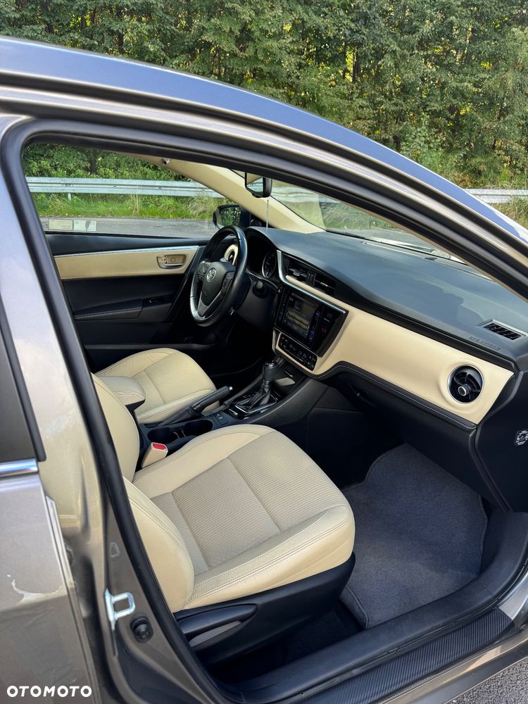 Toyota Corolla 1.6 Prestige MS EU6 - 21