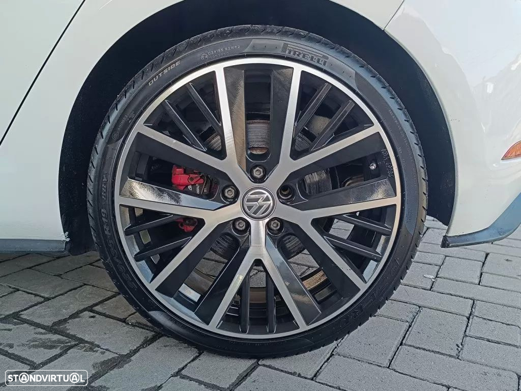 VW Golf 2.0 TSi GTi Performance - 18