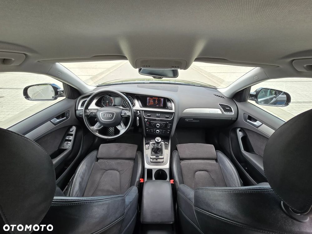 Audi A4 Avant 2.0 TDI DPF quattro Attraction - 8