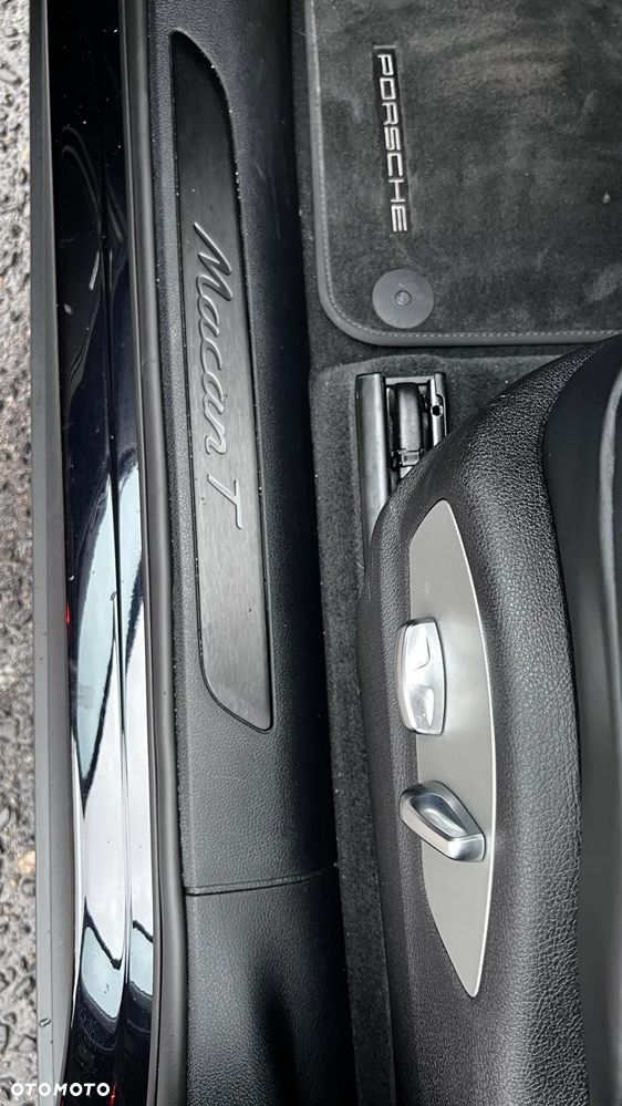 Porsche Macan T - 12
