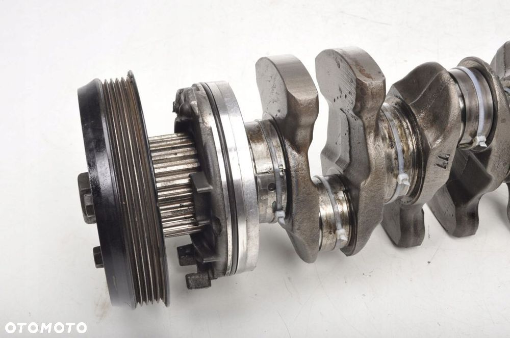 VOLVO C30 S40 C70 2.0 D3 150KM WAŁ KORBOWY D5204T5 - 2