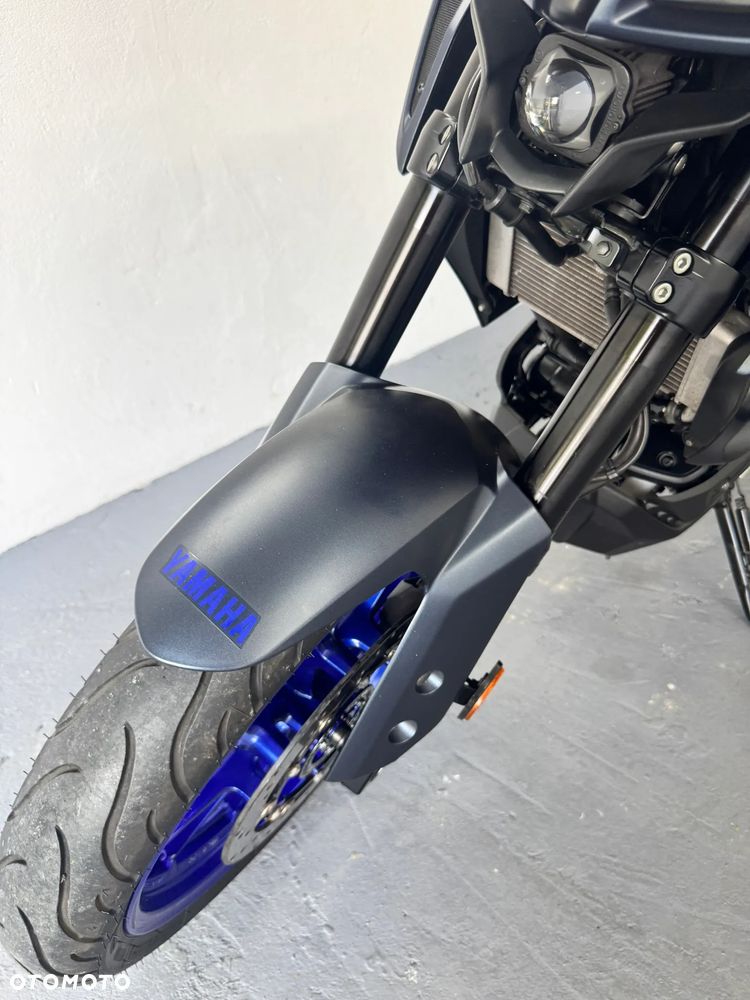 Yamaha MT - 30